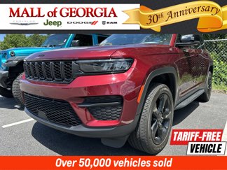 Used 2024 Jeep Grand Cherokee Altitude image 1