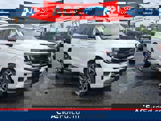 New 2025 Ford Expedition Max Platinum w/ Platinum Ultimate Package image 1
