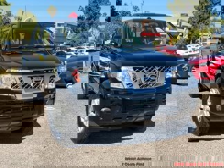 Used 2016 Nissan Frontier SV image 1