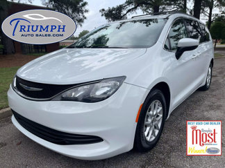 Used 2020 Chrysler Voyager Lxi image 1
