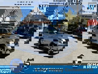 Used 2023 Subaru Forester Premium image 1