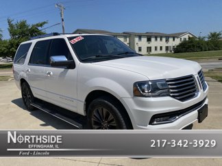 Used 2015 Lincoln Navigator 4WD image 1