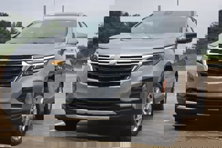 Used 2023 Chevrolet Equinox LT w/ Driver Convenience Package image 1