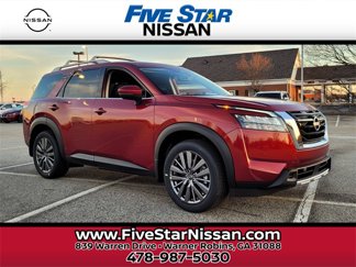 New 2025 Nissan Pathfinder SL w/ SL Premium Package image 1