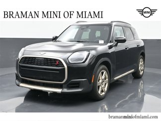 Used 2025 MINI Cooper Countryman S image 1