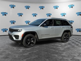 New 2025 Jeep Grand Cherokee Laredo image 1