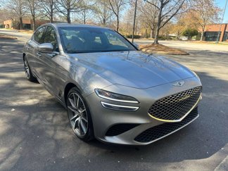Used 2023 Genesis G70 2.0T image 1