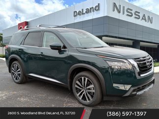 New 2025 Nissan Pathfinder Platinum image 1