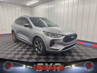 Used 2024 Ford Escape ST-Line image 1