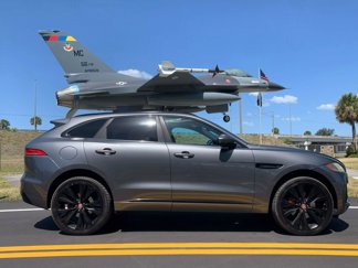 Used 2017 Jaguar F-PACE S image 1