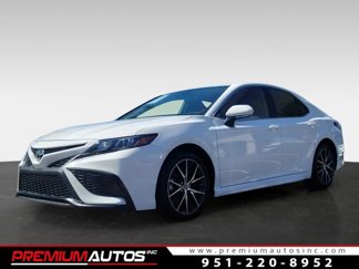 Used 2024 Toyota Camry SE w/ Cold Weather Package image 1