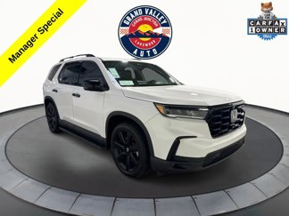 Used 2025 Honda Pilot Black Edition image 1
