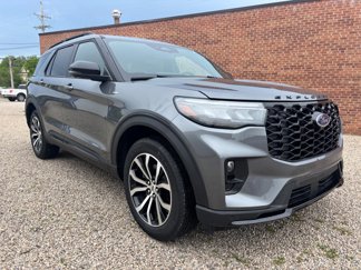 Certified 2025 Ford Explorer ST-Line image 1