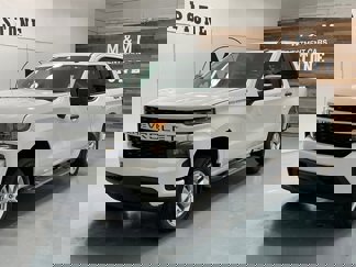 Used 2019 Chevrolet Silverado 1500 Custom w/ Custom Value Package image 1