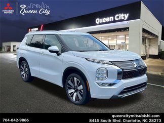 New 2025 Mitsubishi Outlander SEL image 1