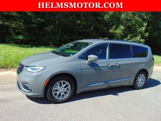 Certified 2022 Chrysler Pacifica Touring-L image 1