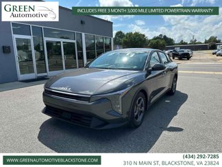 Used 2025 Kia K4 LXS image 1