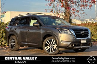 New 2025 Nissan Pathfinder Platinum w/ Cargo Package image 1