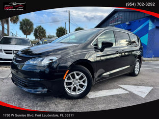 Used 2020 Chrysler Voyager Lxi image 1