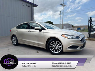 Used 2017 Ford Fusion SE w/ Fusion SE Technology Package image 1