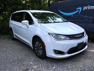 Used 2020 Chrysler Pacifica Touring-L Plus w/ Advanced Safetytec Group image 1
