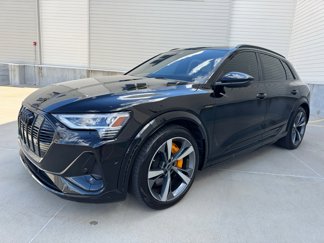 Used 2022 Audi e-tron S Premium Plus image 1