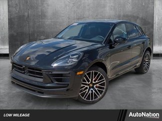 Used 2025 Porsche Macan S image 1