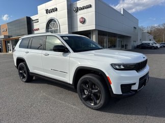 New 2025 Jeep Grand Cherokee L Altitude image 1