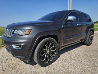 Used 2017 Jeep Grand Cherokee Overland w/ Jeep Active Safety Group image 1