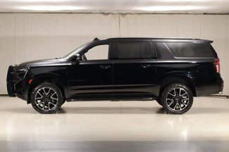Used 2023 Chevrolet Suburban RST w/ Sport Performance Package image 1