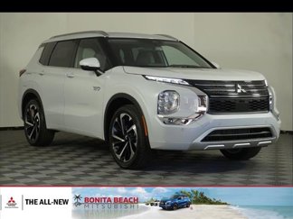 New 2025 Mitsubishi Outlander SEL image 1