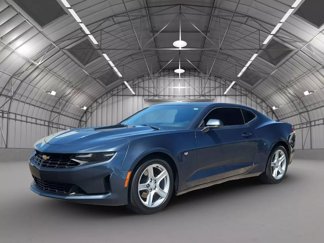Used 2023 Chevrolet Camaro LT image 1