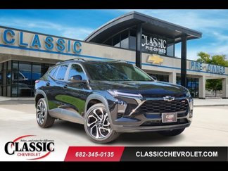 Used 2025 Chevrolet Trax RS w/ Sunroof Package image 1