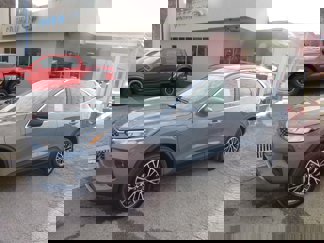 New 2025 Ford Escape SE w/ Class II Trailer Tow Package image 1