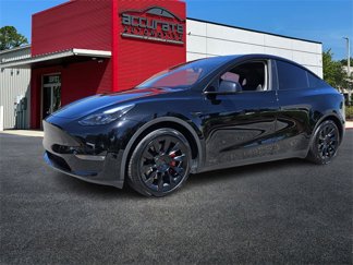 Used 2023 Tesla Model Y Performance image 1