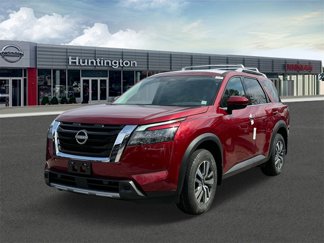New 2025 Nissan Pathfinder SL image 1