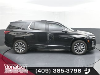 Used 2022 Chevrolet Traverse Premier image 1