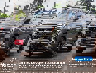 New 2025 Volkswagen Atlas Peak Edition SE image 1