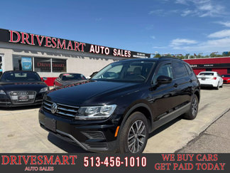 Used 2020 Volkswagen Tiguan SE w/ Panoramic Sunroof Package image 1