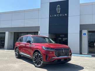 New 2025 Lincoln Aviator Reserve w/ Equipment Group 201A image 1