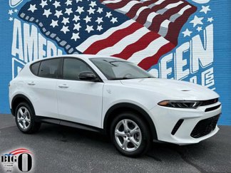 New 2025 Dodge Hornet GT w/ Cold Weather Group image 1