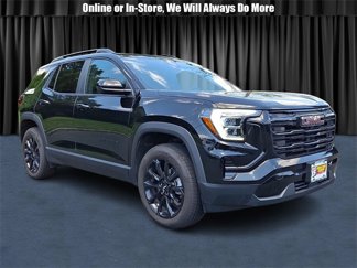Used 2025 GMC Terrain Elevation w/ Elevation Premium Package image 1