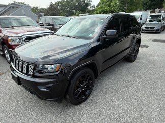 Used 2019 Jeep Grand Cherokee Altitude image 1