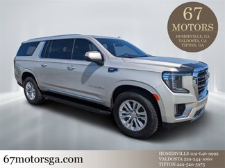 Used 2023 GMC Yukon XL SLT w/ SLT Premium Package image 1