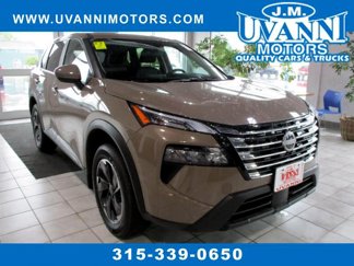 Used 2025 Nissan Rogue SV image 1