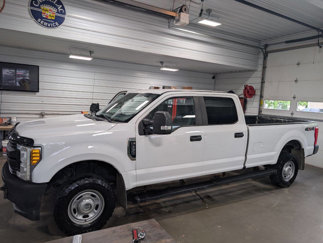 Used 2017 Ford F350 4x4 Crew Cab Super Duty image 1
