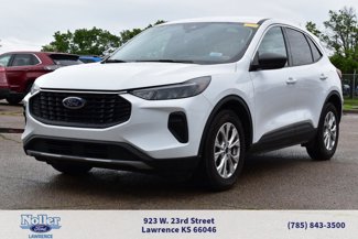 Used 2023 Ford Escape Active w/ Cold Weather Package image 1