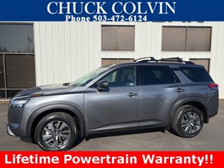 New 2025 Nissan Pathfinder SV w/ SV Premium Package image 1