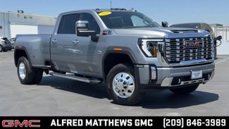 New 2025 GMC Sierra 3500 Denali w/ Denali Reserve Package image 1