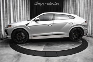 Used 2024 Lamborghini Urus S image 1